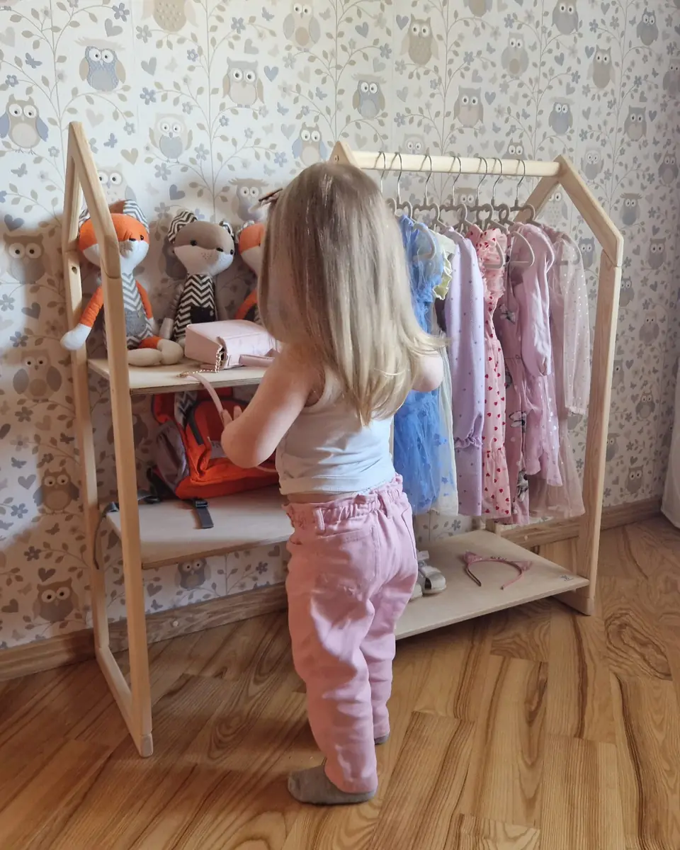 Barin Toys review for house shaped toddler wardrobe